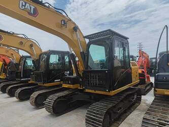 صورة ل حفارات مجنزرة 2020 كاتربيلر 312GC