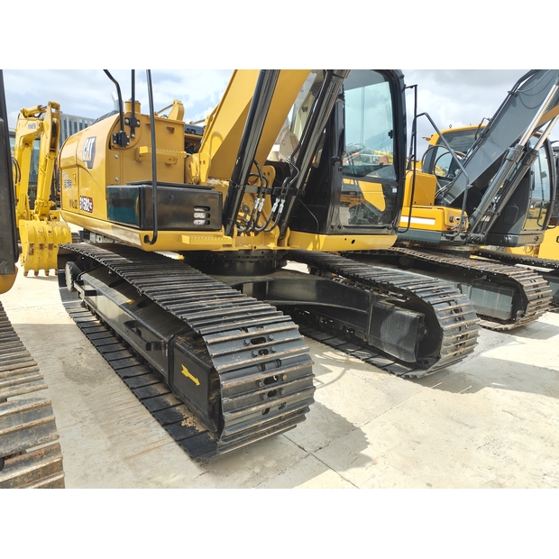 2023 كاتربيلر 315D2GC-42831967