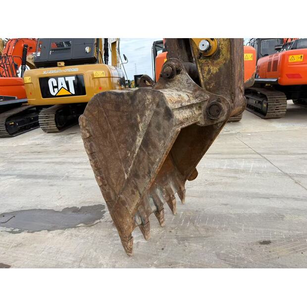 2018 Caterpillar 320B-42831978