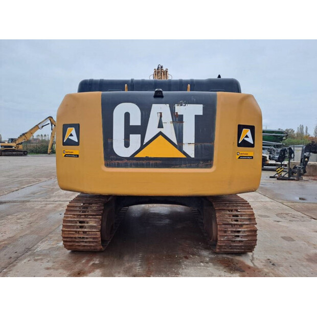2017 Caterpillar 330FLN-42832134