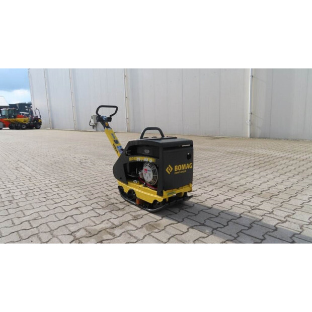 2023 BOMAG BPR 35/42D-42832550