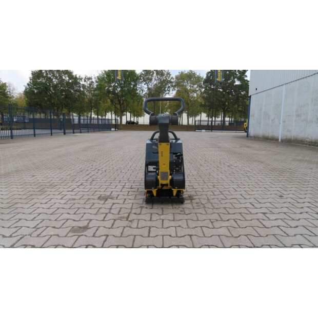 2023 BOMAG BPR 35/42D-42832616