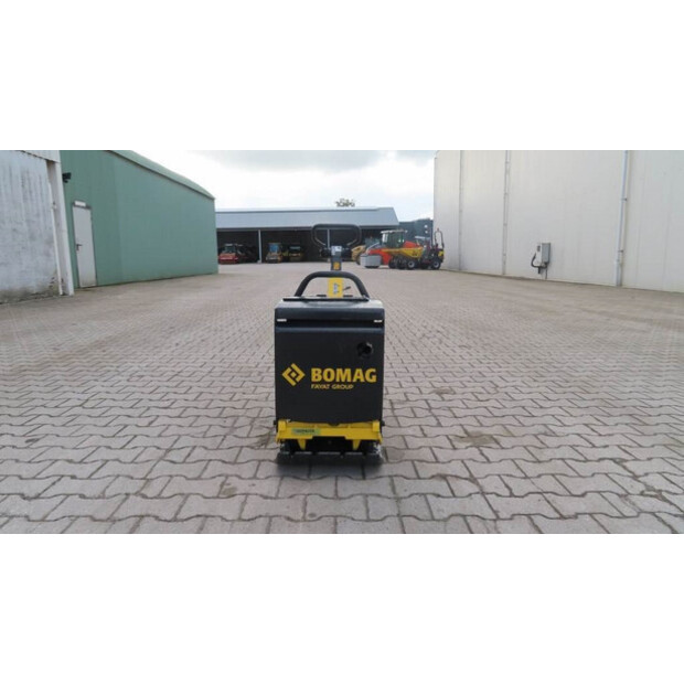 2023 BOMAG BPR 35/42D-42832625