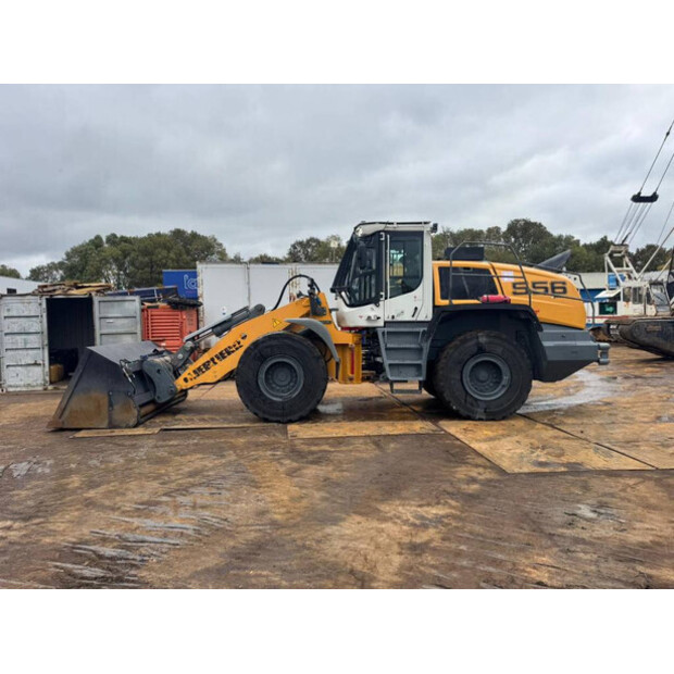 2016 Liebherr L556-42832653