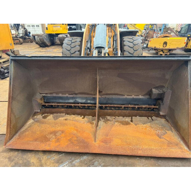 2016 Liebherr L556-42832669