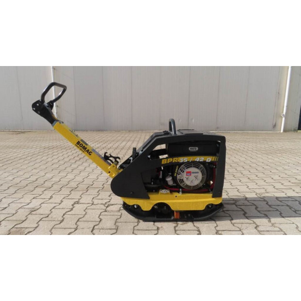 2023 BOMAG BPR 35/42D-42832678