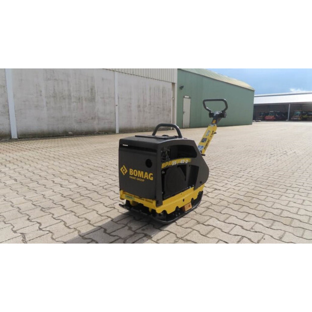 2023 BOMAG BPR 35/42D-42832684