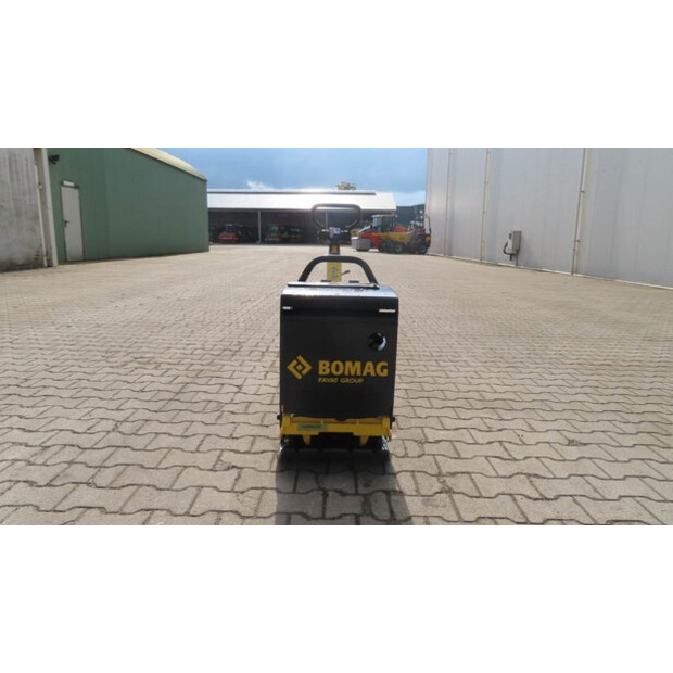 2023 BOMAG BPR 35/42D-42832685