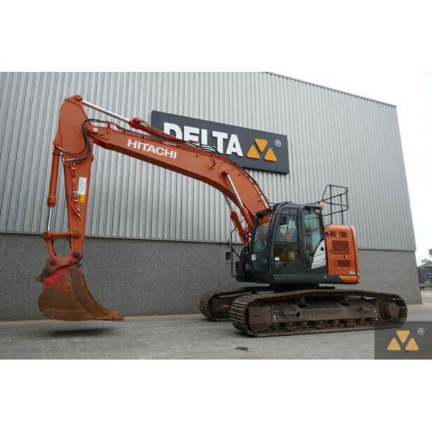 2021 هيتاشى ZX225USLC-6-42832766