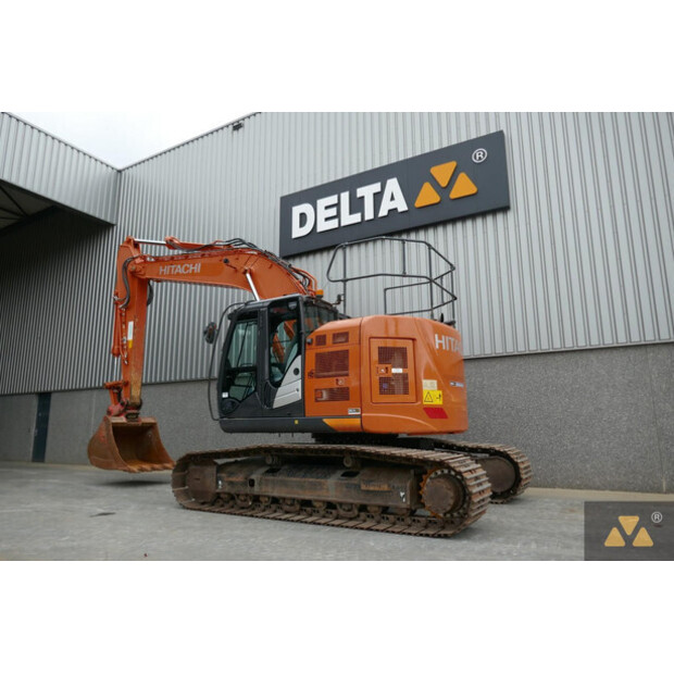 2021 هيتاشى ZX225USLC-6-42832767