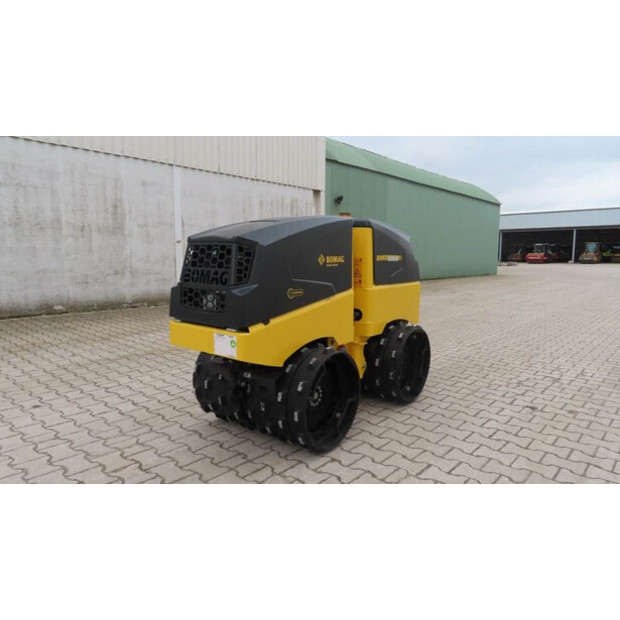2025 BOMAG BMP 8500-42832775
