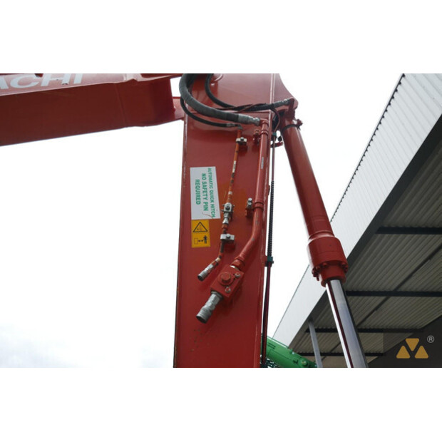 2021 هيتاشى ZX225USLC-6-42832785