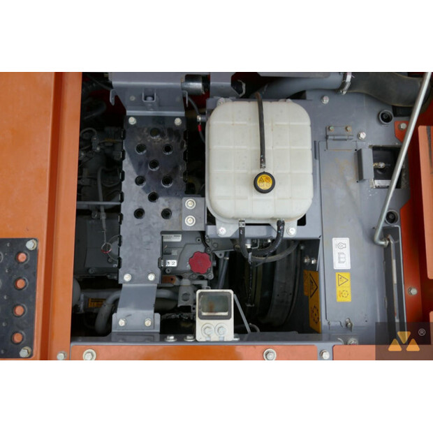 2021 هيتاشى ZX225USLC-6-42832805