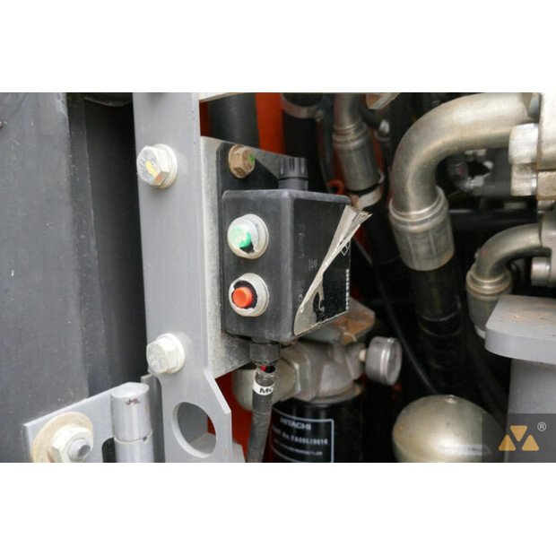 2021 هيتاشى ZX225USLC-6-42832832