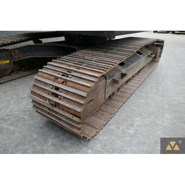 2021 هيتاشى ZX225USLC-6-42832836