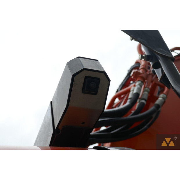 2021 هيتاشى ZX225USLC-6-42832881