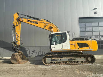 Image de PELLETEUSES SUR CHENILLES 2016 Liebherr R926LC