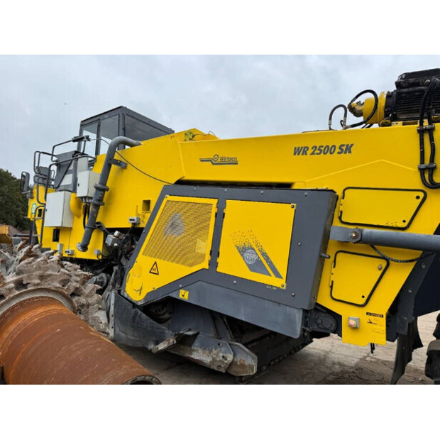 2002 فيرتجين WR2500SK-42833121