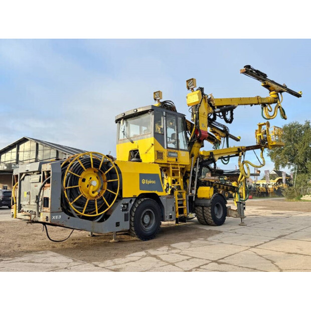 2014 أطلس كوبكو XE3C-42833203