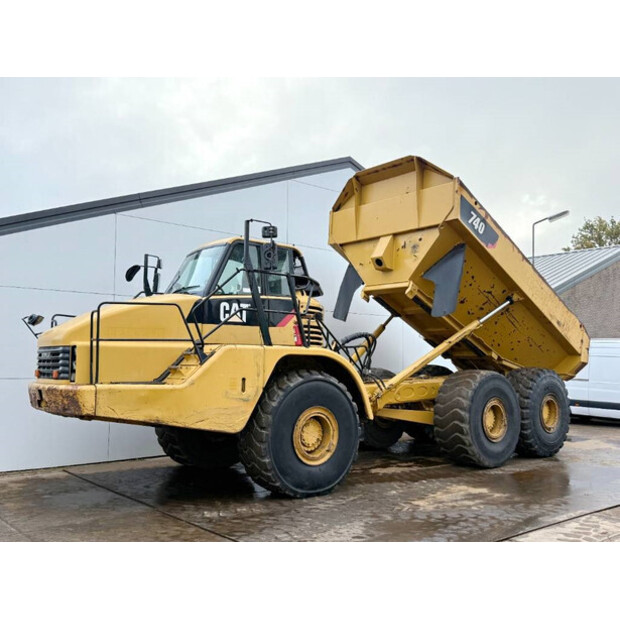 2008 كاتربيلر 740-42833325