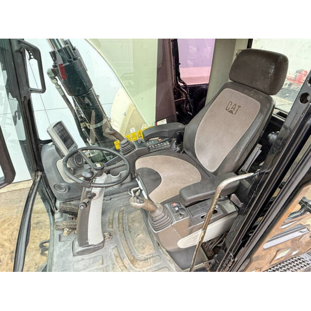 2011 كاتربيلر M316D-42833407