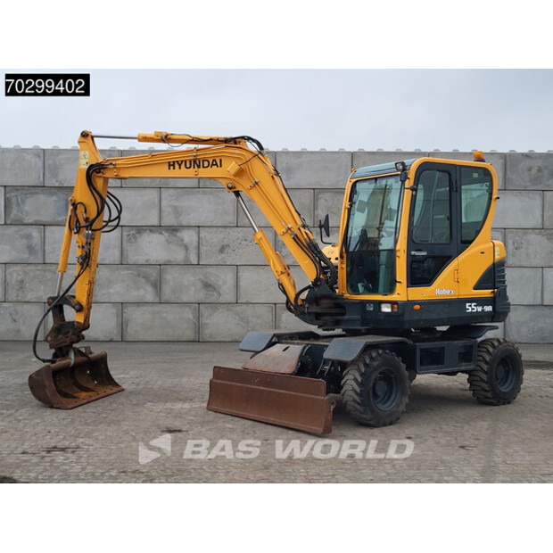 2017 هيونداي Robex 55W-9A-42833775