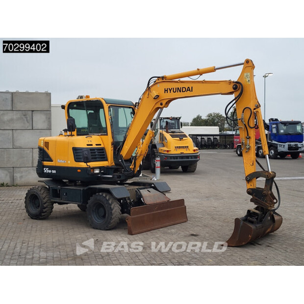 2017 هيونداي Robex 55W-9A-42833781