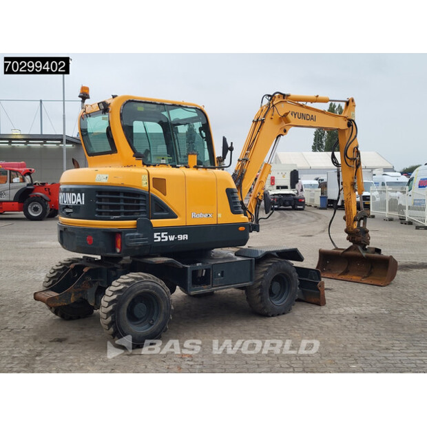 2017 هيونداي Robex 55W-9A-42833782
