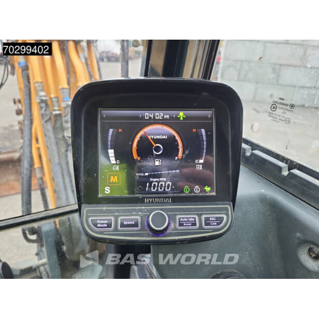 2017 هيونداي Robex 55W-9A-42833811