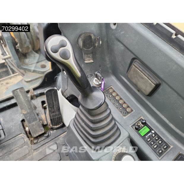 2017 هيونداي Robex 55W-9A-42833817