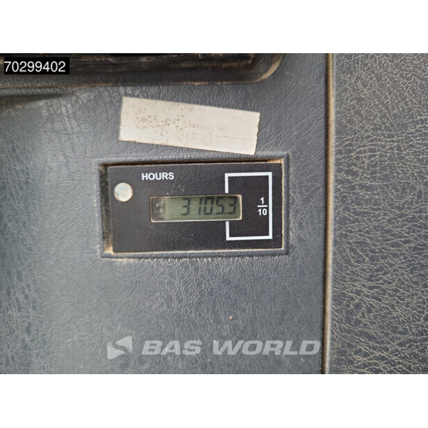 2017 هيونداي Robex 55W-9A-42833819