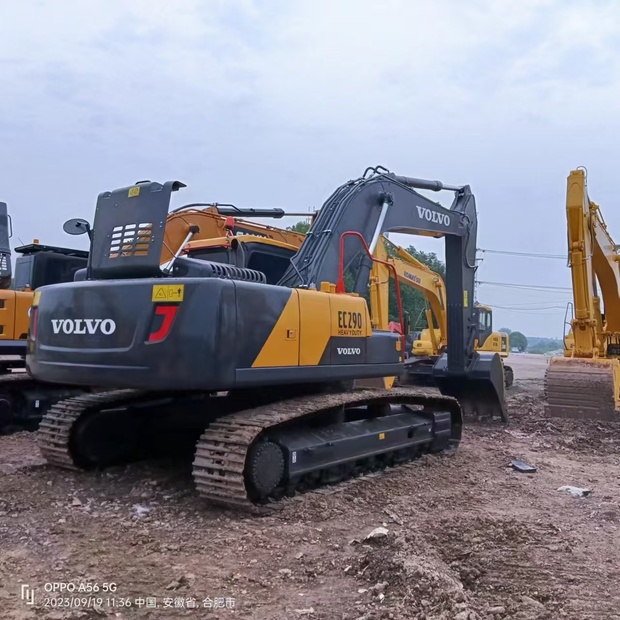 2023 فولفو EC290-42834130