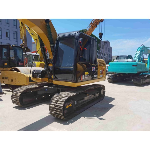 2021 Caterpillar 312D-42834814