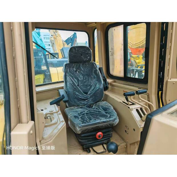 2021 كاتربيلر D6R-42834859