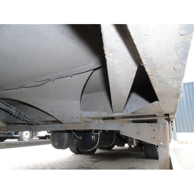 2010 LAG 3 axle-42835313