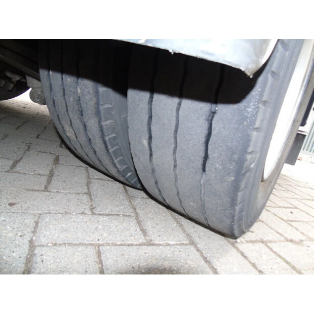 2010 LAG 3 axle-42835317