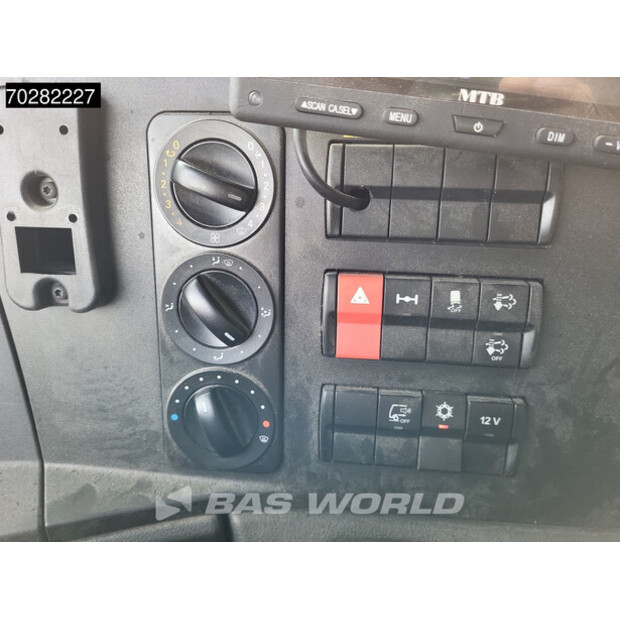 2015 مرسيدس بنز Atego 1324-42836102