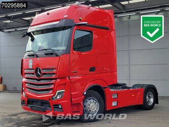 صورة ل رؤوس شاحنات 2023 مرسيدس بنز Actros 1858