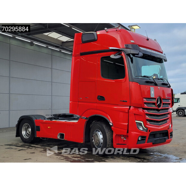 2023 Mercedes-Benz Actros 1858-42836502