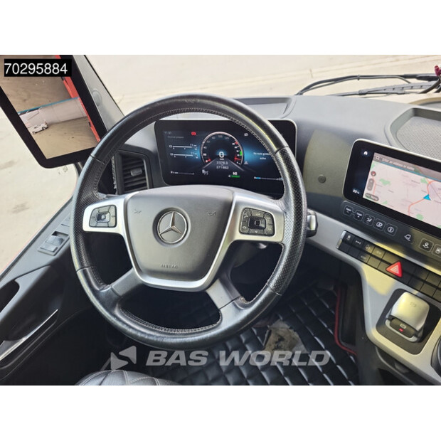 2023 Mercedes-Benz Actros 1858-42836519