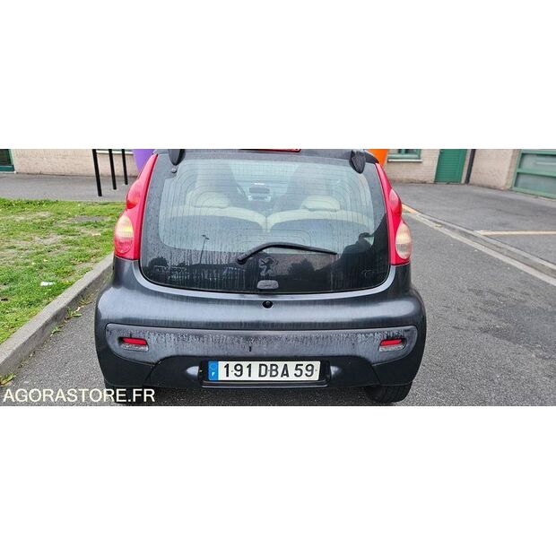 2006 بيجو 107-42849762