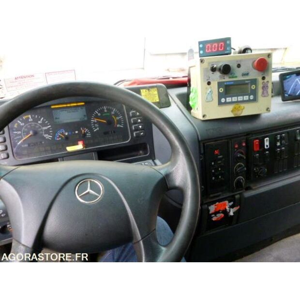 2007 مرسيدس بنز 1829-42849878