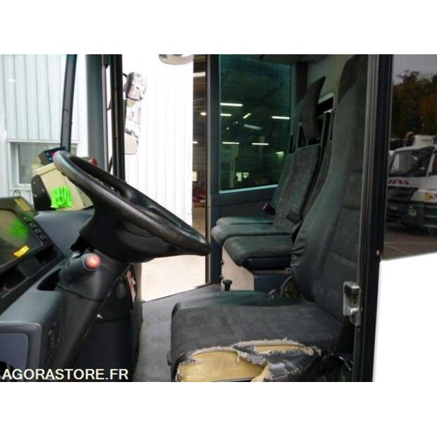 2007 مرسيدس بنز 1829-42849888