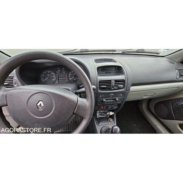 2003 رينو Clio-42850278