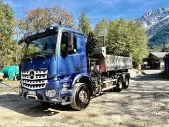 صورة ل شاحنات قلابة 2014 مرسيدس بنز Arocs 2640