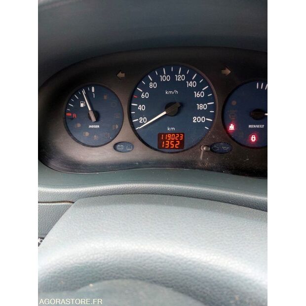 2000 Renault Kangoo-42850395