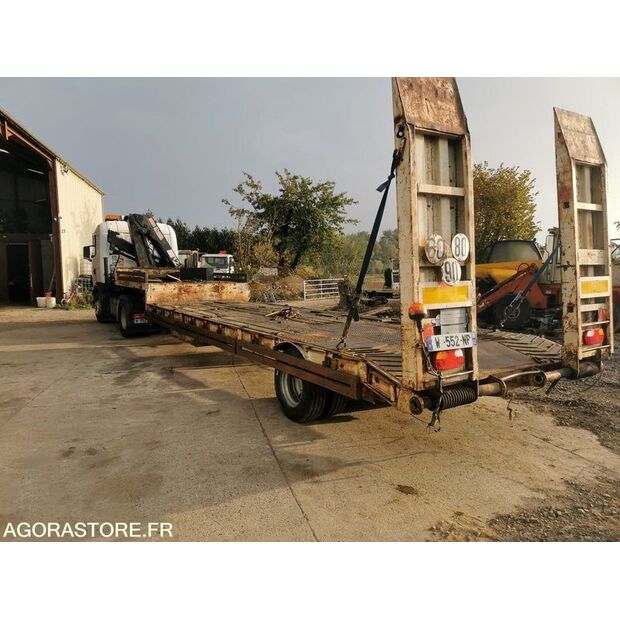 1976 كاستيرا-42850505