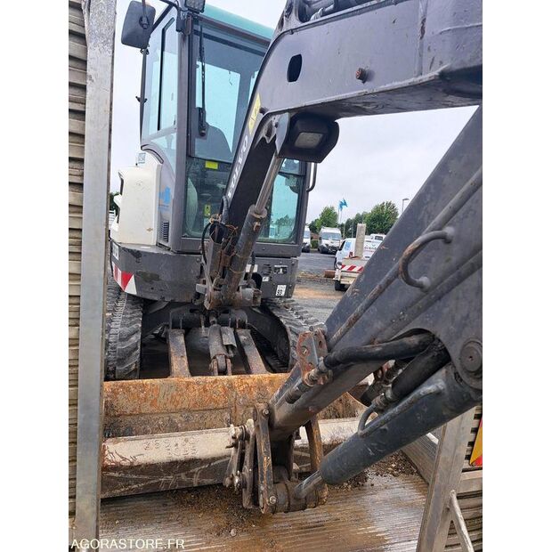 2015 فولفو ECR25D-42850517