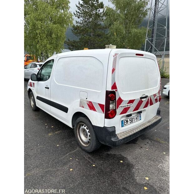 2017 Peugeot PARTNER-42850575