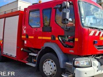 صورة ل سيارات إطفاء 2004 رينو MIDLUM 270.15